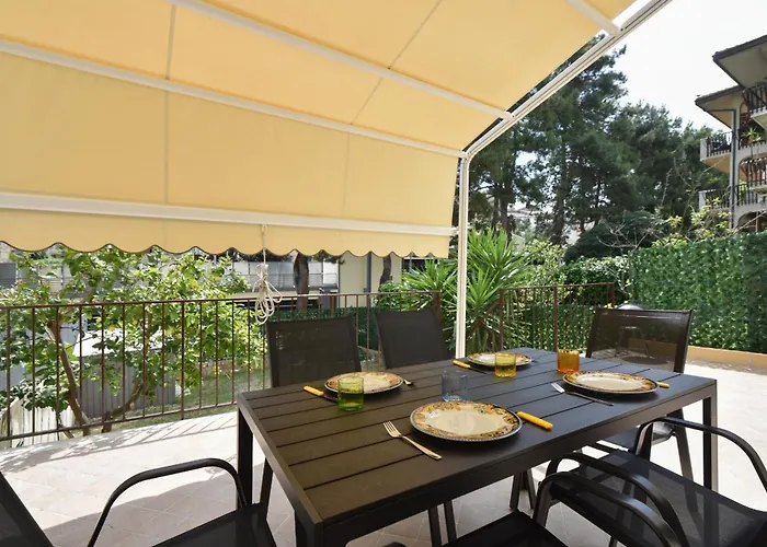 Rosefiri - Yourplace Bruzzo Апартаменты *